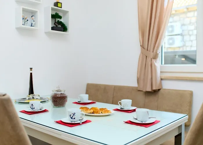 Appartamento Aqua Dream - Private Jacuzzi, Wood Bbq , Terrace , Ground Floor *