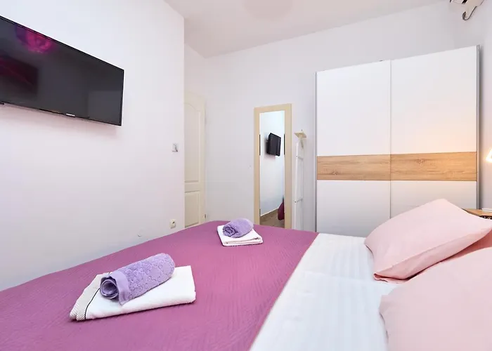 Appartamento Aqua Dream - Private Jacuzzi, Wood Bbq , Terrace , Ground Floor *