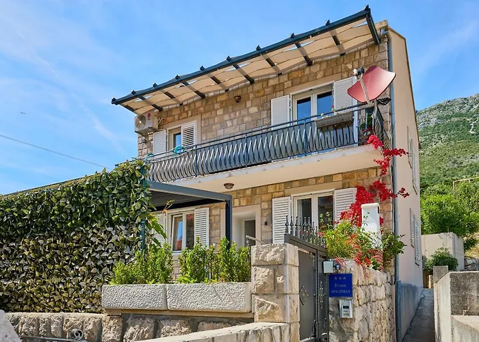 Aqua Dream - Private Jacuzzi, Wood Bbq , Terrace , Ground Floor Mokošica