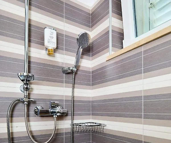 Aqua Dream - Private Jacuzzi, Wood Bbq , Terrace , Ground Floor Mokošica